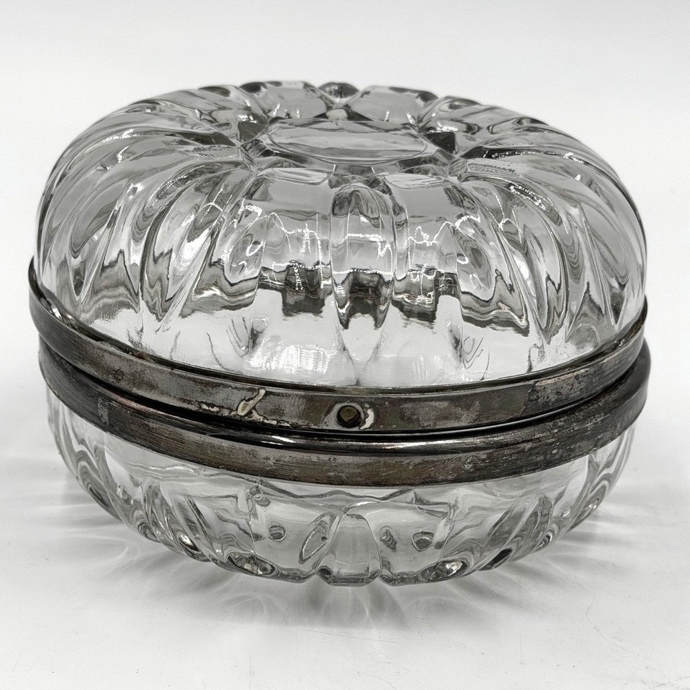 Vintage Round Cut Glass Hinged Trinket Box Ribbed Silver Tone Metal Trim 4.25in